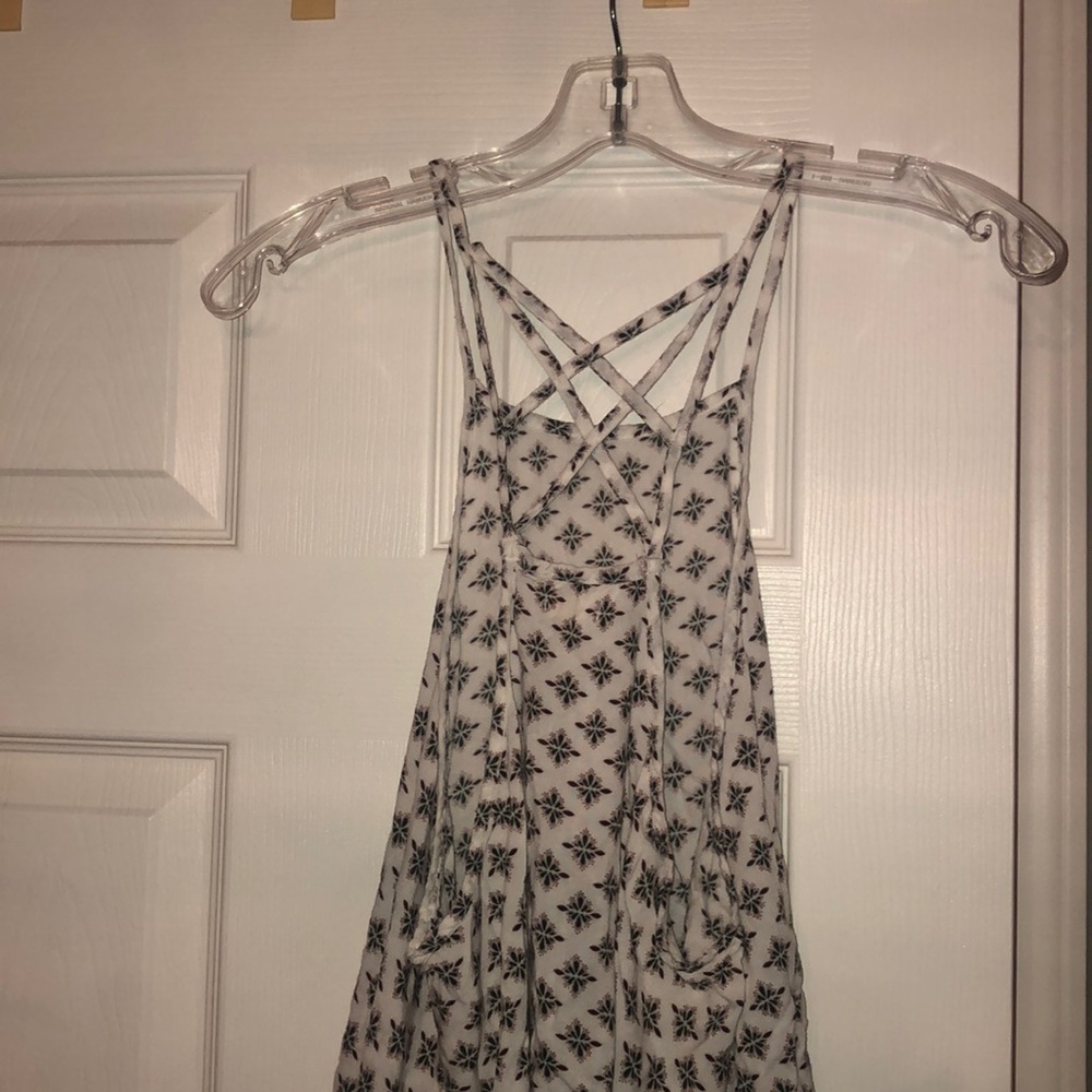 Halter top - Picture 2 of 2
